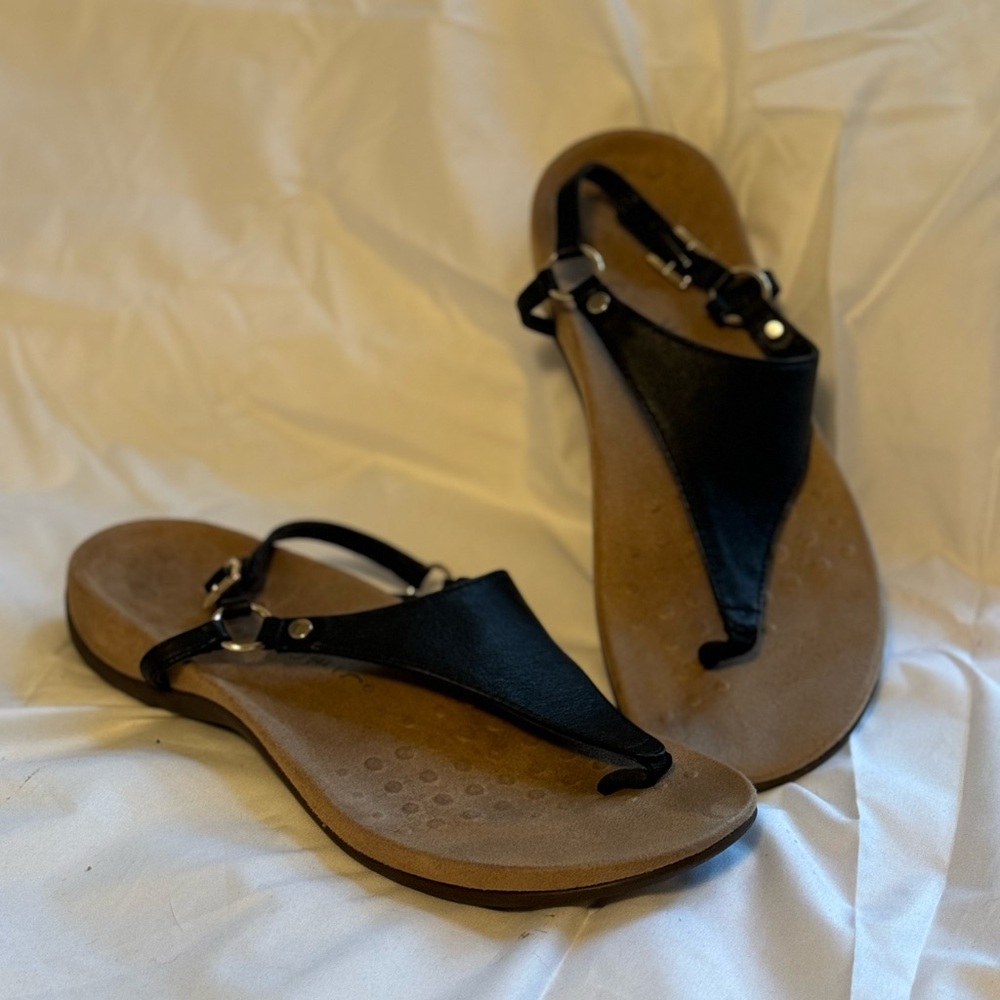 Black Vionic Sandals